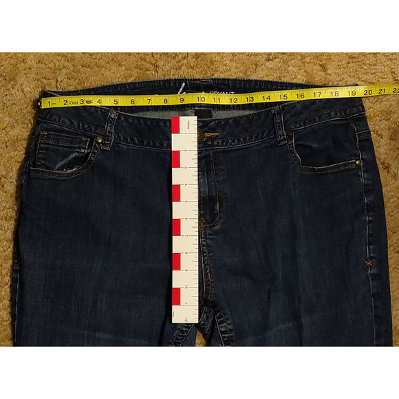 LANE BRYANT WOMEN'S BLUE JEANS BOOTCUT SIZE 20 (see photos for measurements) - Picture 3 of 5